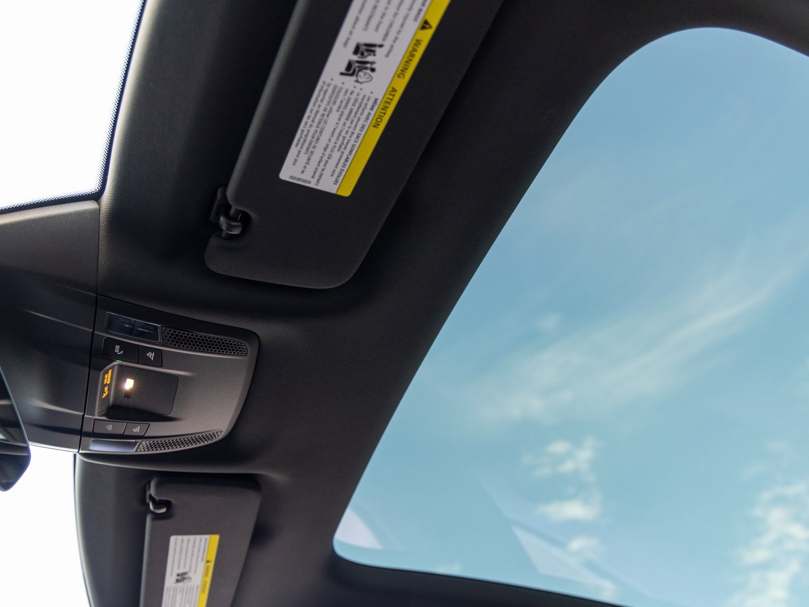 New 2026 Porsche Taycan image 29