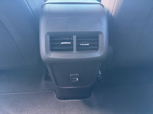 Used 2022 Chevrolet Equinox LT image 34