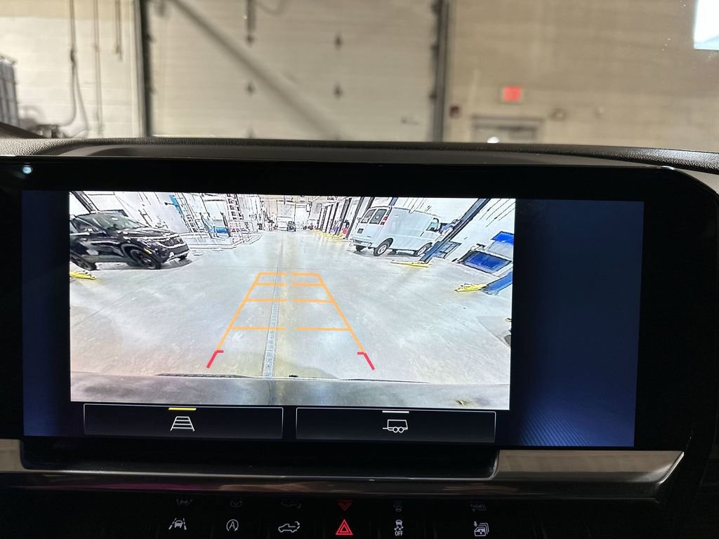 Used 2023 Chevrolet Silverado 1500 LT w/ Protection Package image 22