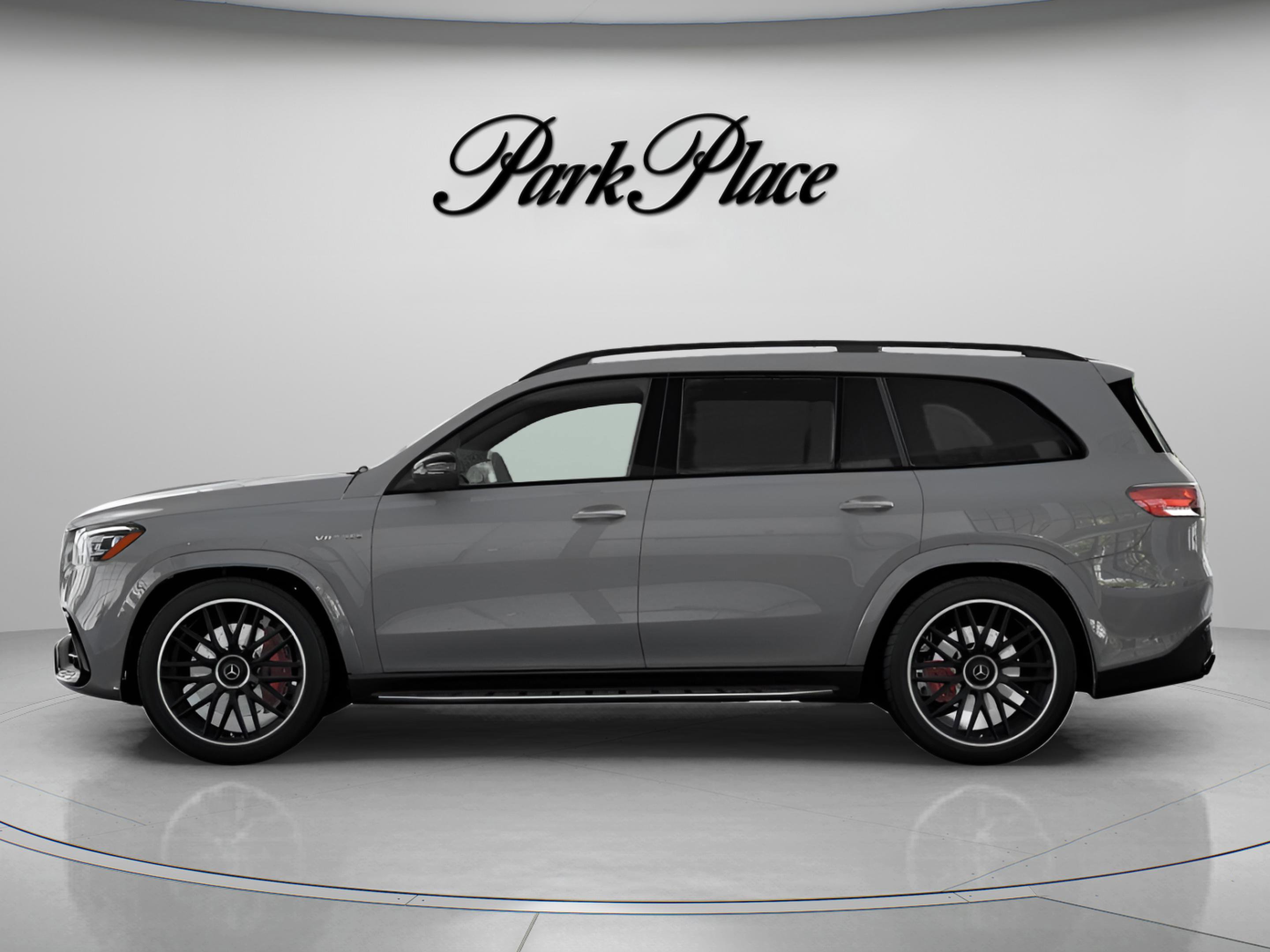 New 2026 Mercedes-Benz GLS 63 AMG 4MATIC image 8