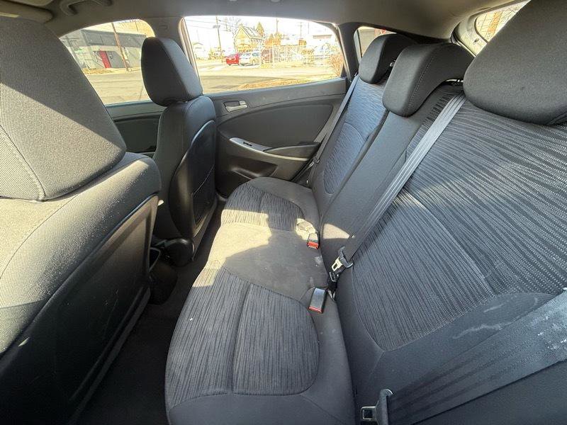 Used 2016 Hyundai Accent SE image 17