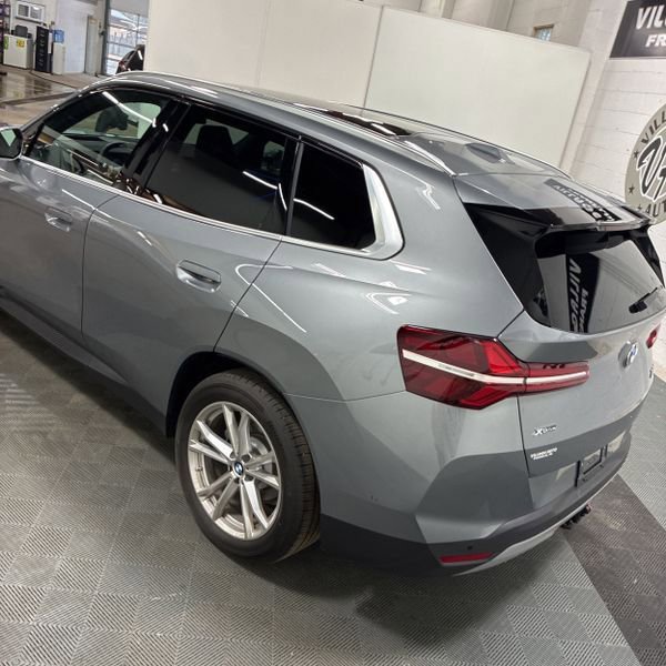 Used 2025 BMW X3 xDrive30i w/ Premium Package image 4