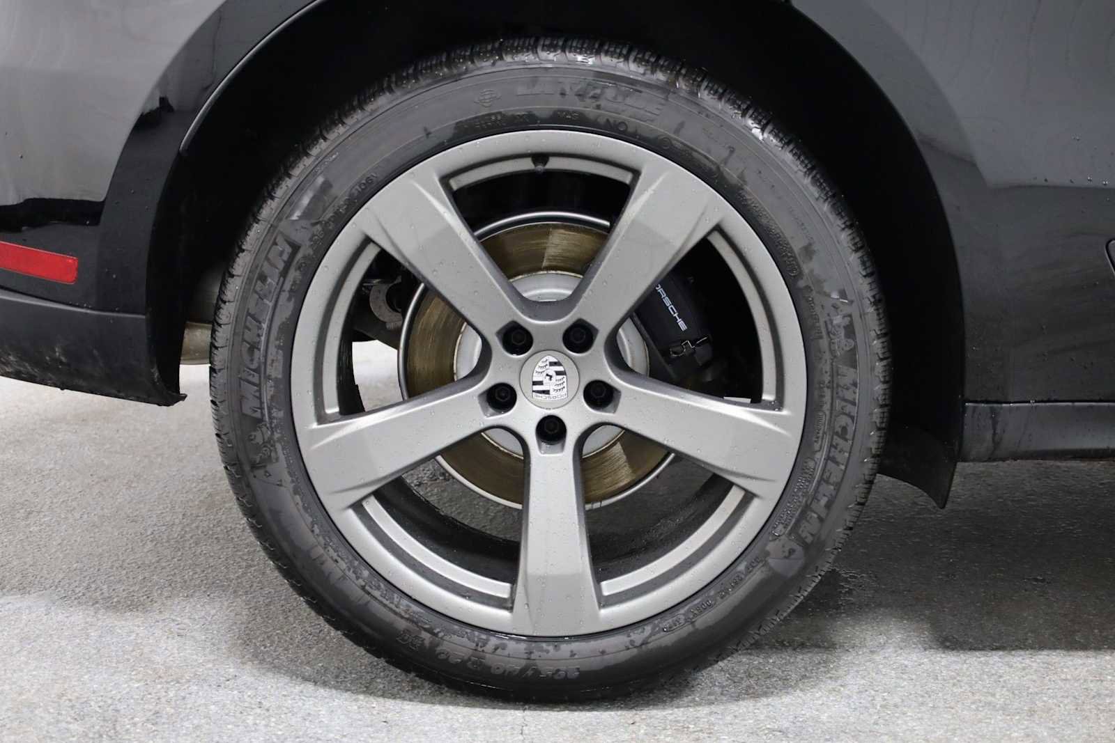 New 2026 Porsche Macan image 38