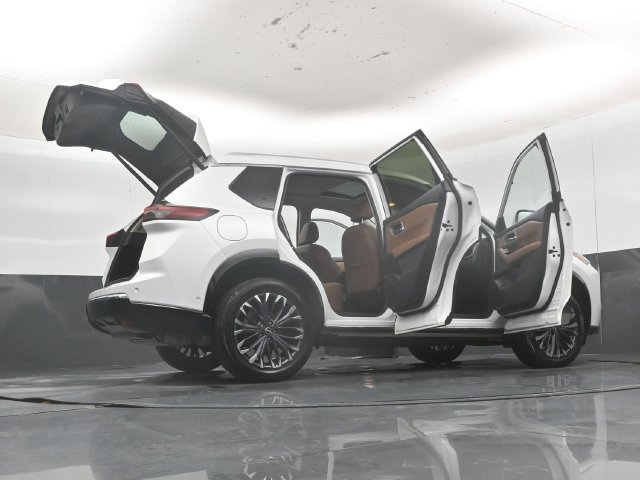 Used 2024 Nissan Rogue Platinum FWD image 64