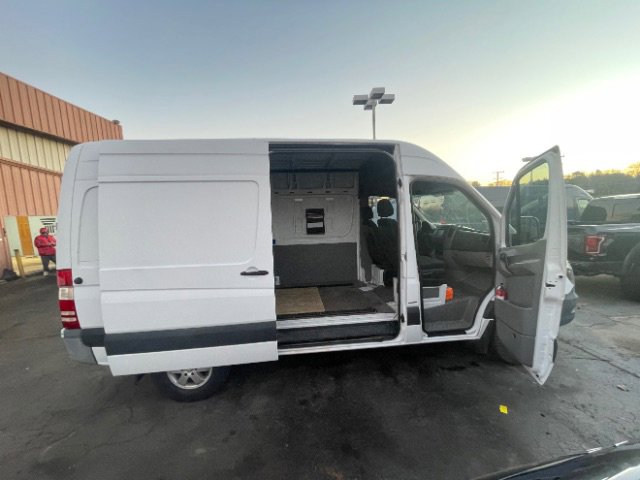 Used 2016 Mercedes-Benz Sprinter 2500 w/ Premium Appearance Package image 15