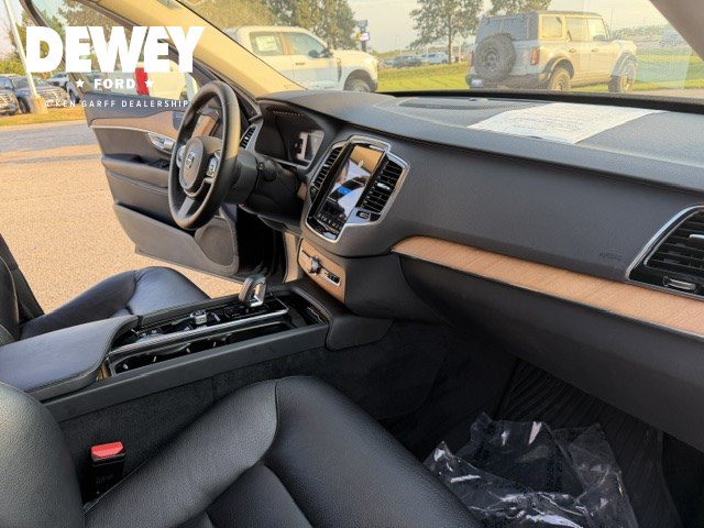 Used 2023 Volvo XC90 T8 Plus w/ Protection Package Premier AWD/4WD image 43