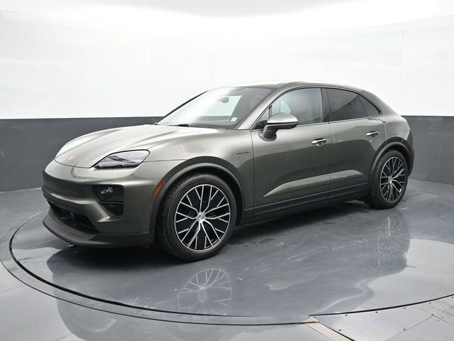 Certified 2025 Porsche Macan Electric RWD image 1