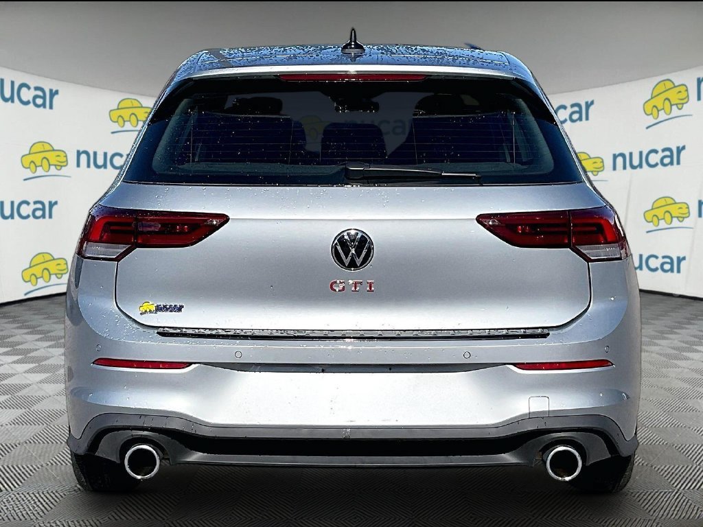 Used 2026 Volkswagen GTI SE FWD image 5