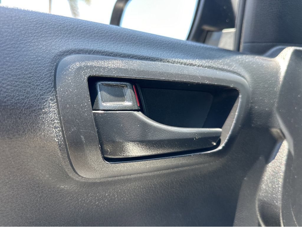 Used 2022 Toyota Tacoma SR RWD image 32