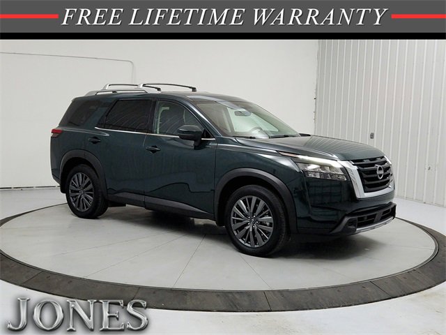 Used 2025 Nissan Pathfinder SL w/ SL Premium Package