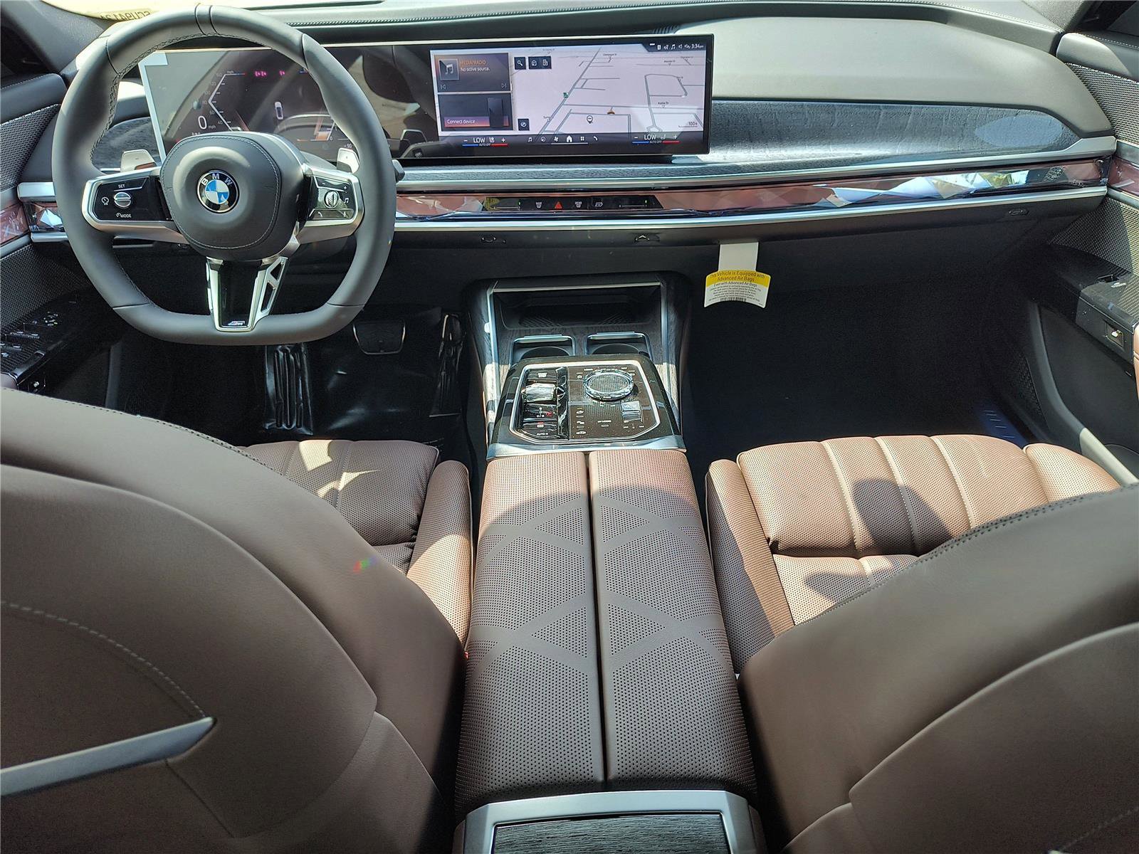 Used 2025 BMW 760i xDrive w/ Executive Package image 11