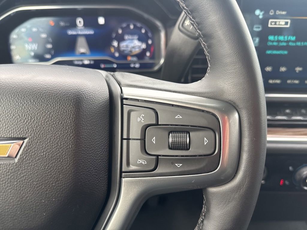 Used 2023 Chevrolet Silverado 1500 LT image 27