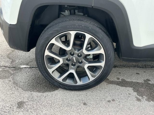 Certified 2022 Jeep Renegade Limited w/ Sun, Sound & Wheels Group AWD/4WD image 44
