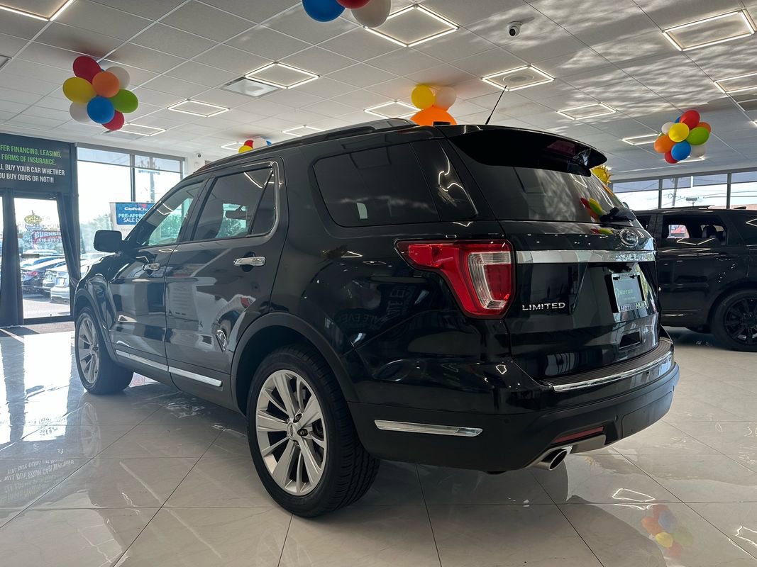 Used 2019 Ford Explorer Limited w/ Class III Trailer Tow Package AWD/4WD image 10