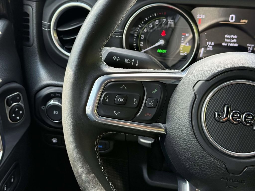 Used 2022 Jeep Wrangler Unlimited Sahara w/ Cold Weather Group image 23