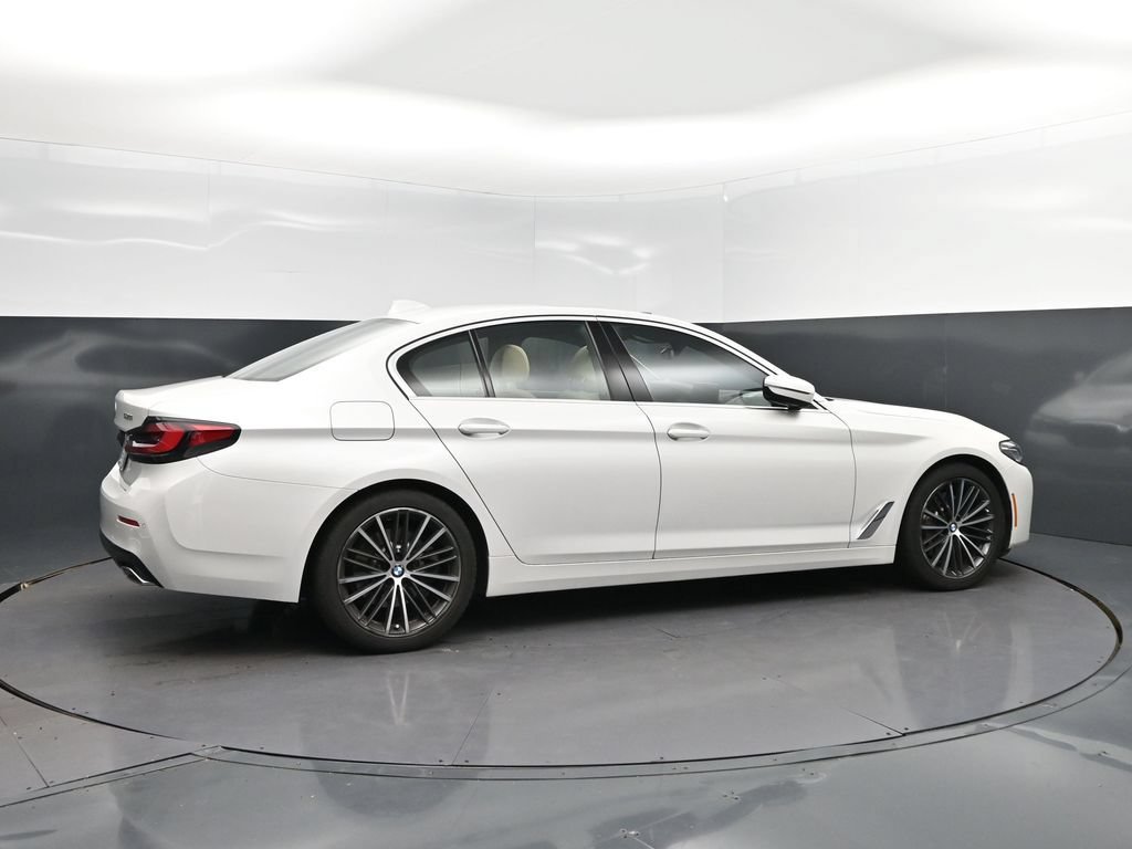 Certified 2023 BMW 530i w/ Premium Package RWD image 8