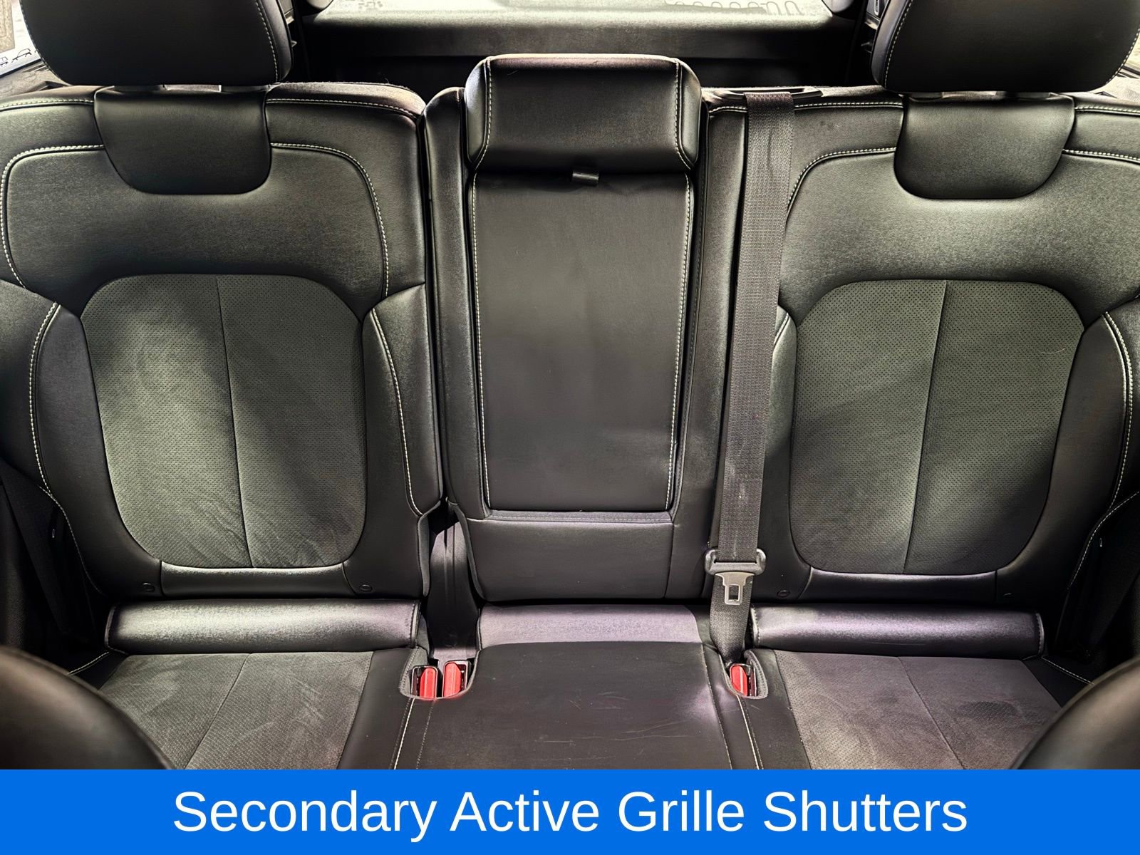 Used 2023 Jeep Grand Cherokee Altitude image 30