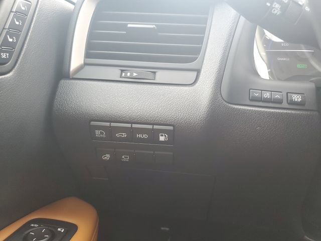 Used 2022 Lexus RX 450h AWD w/ Luxury Package image 21