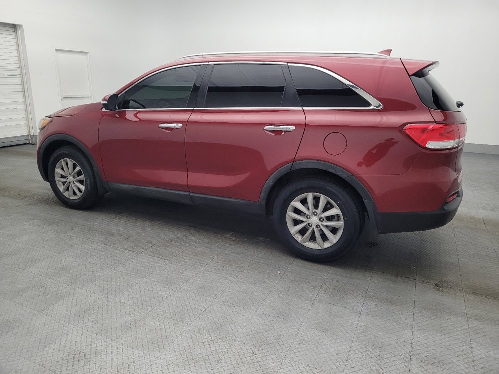 Used 2018 Kia Sorento LX image 3
