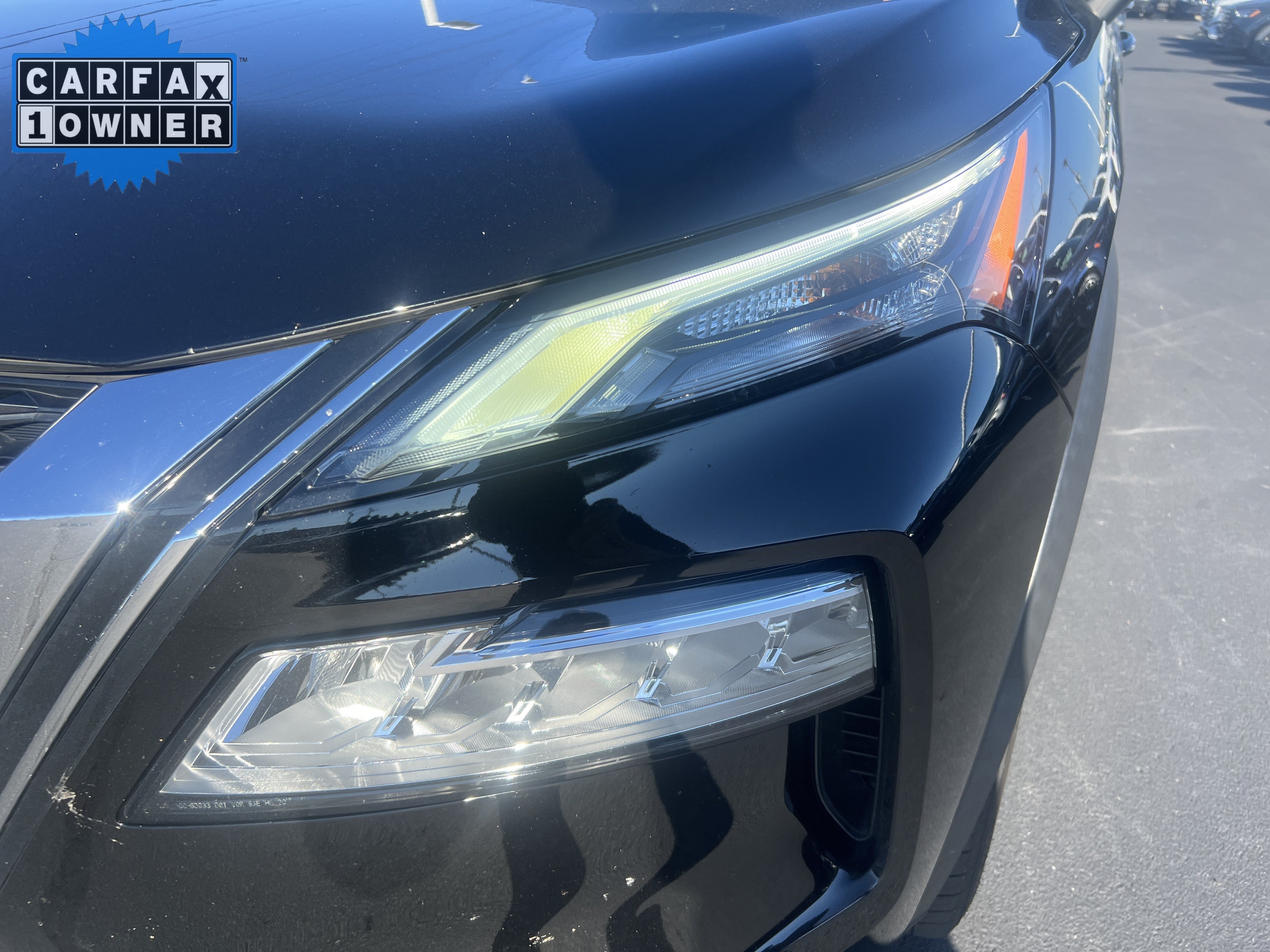 Used 2022 Nissan Rogue SV FWD image 6