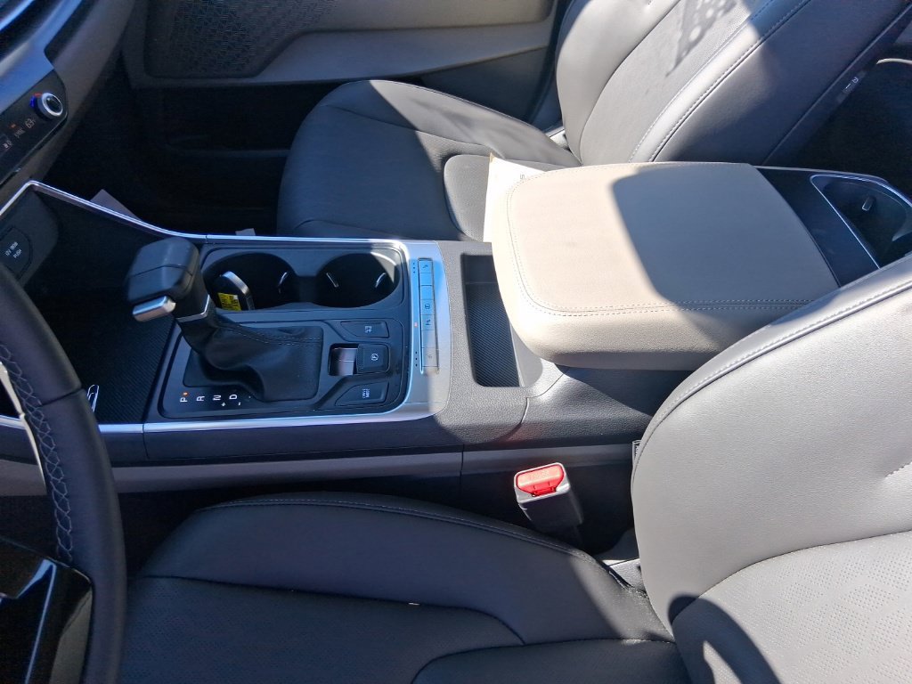 Certified 2026 Kia Carnival FWD image 15
