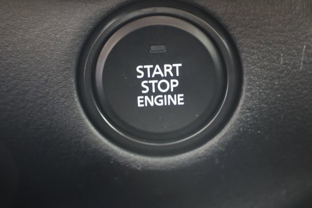 Used 2025 MAZDA CX-50 AWD 2.5 S w/ Preferred Package image 17
