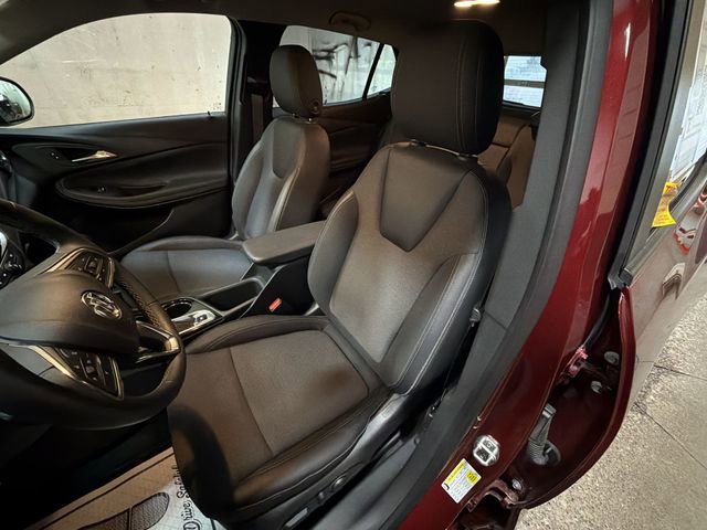 Certified 2023 Buick Encore GX Select w/ Sport Touring Package FWD image 11