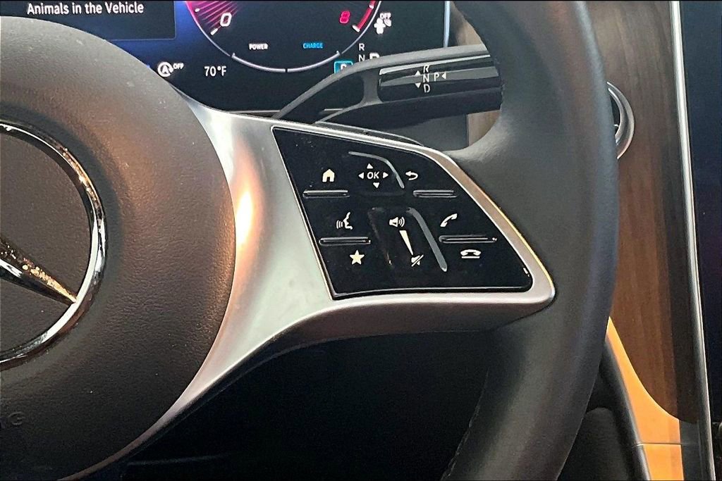 Used 2024 Mercedes-Benz GLC 300 image 27