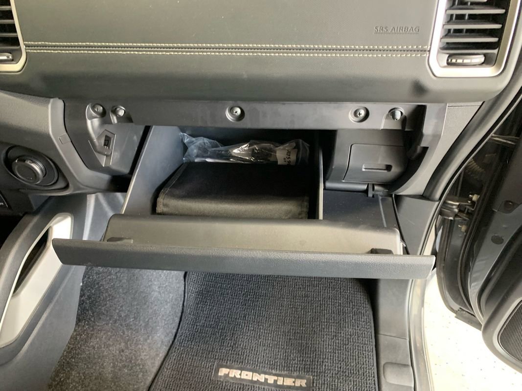 Used 2022 Nissan Frontier SV image 29