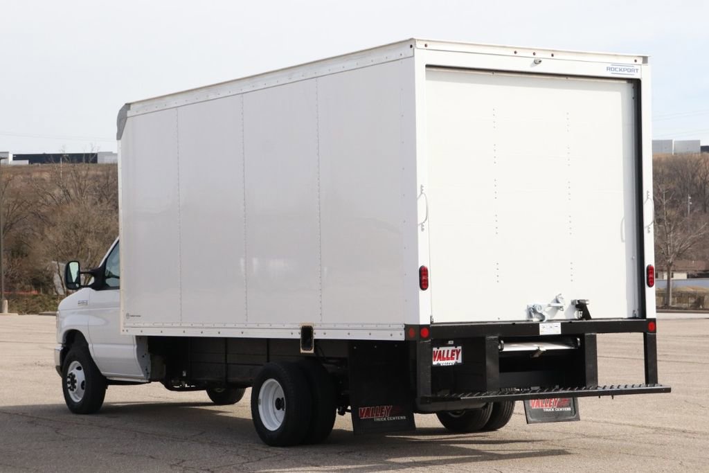 New 2027 Ford E-450 and Econoline 450 Super Duty w/ Power Equipment Group image 6