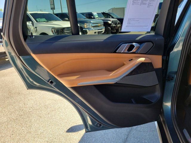 Used 2026 BMW X5 sDrive40i w/ Climate Comfort Package image 14