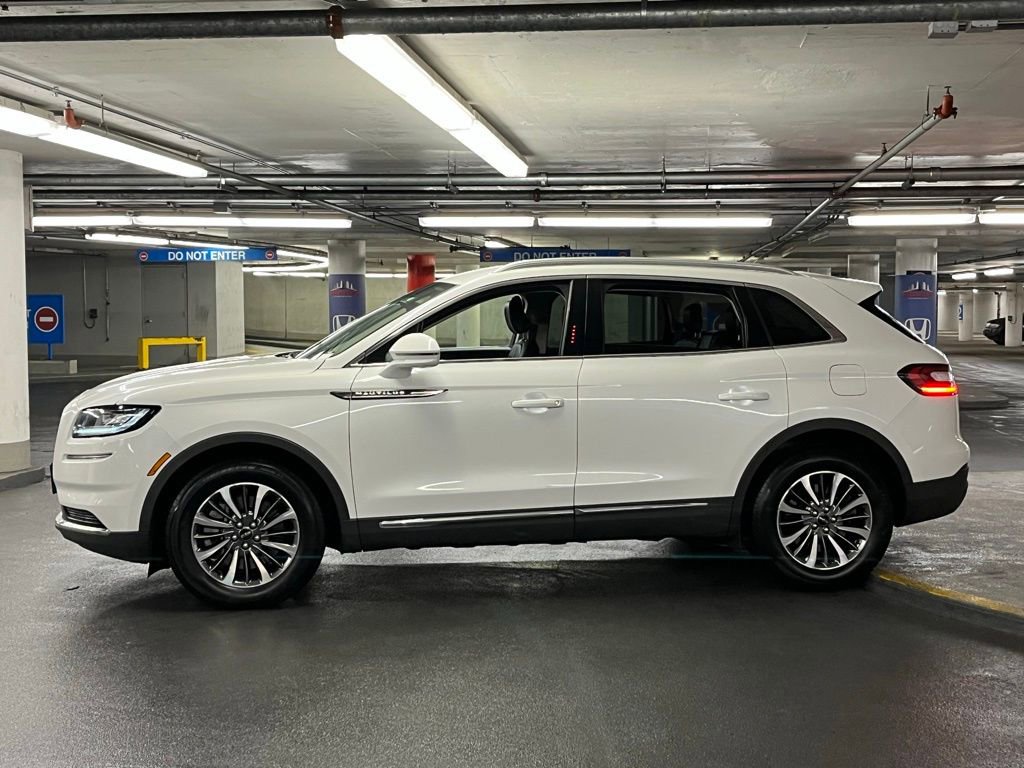 Used 2021 Lincoln Nautilus AWD w/ Equipment Group 101A image 28