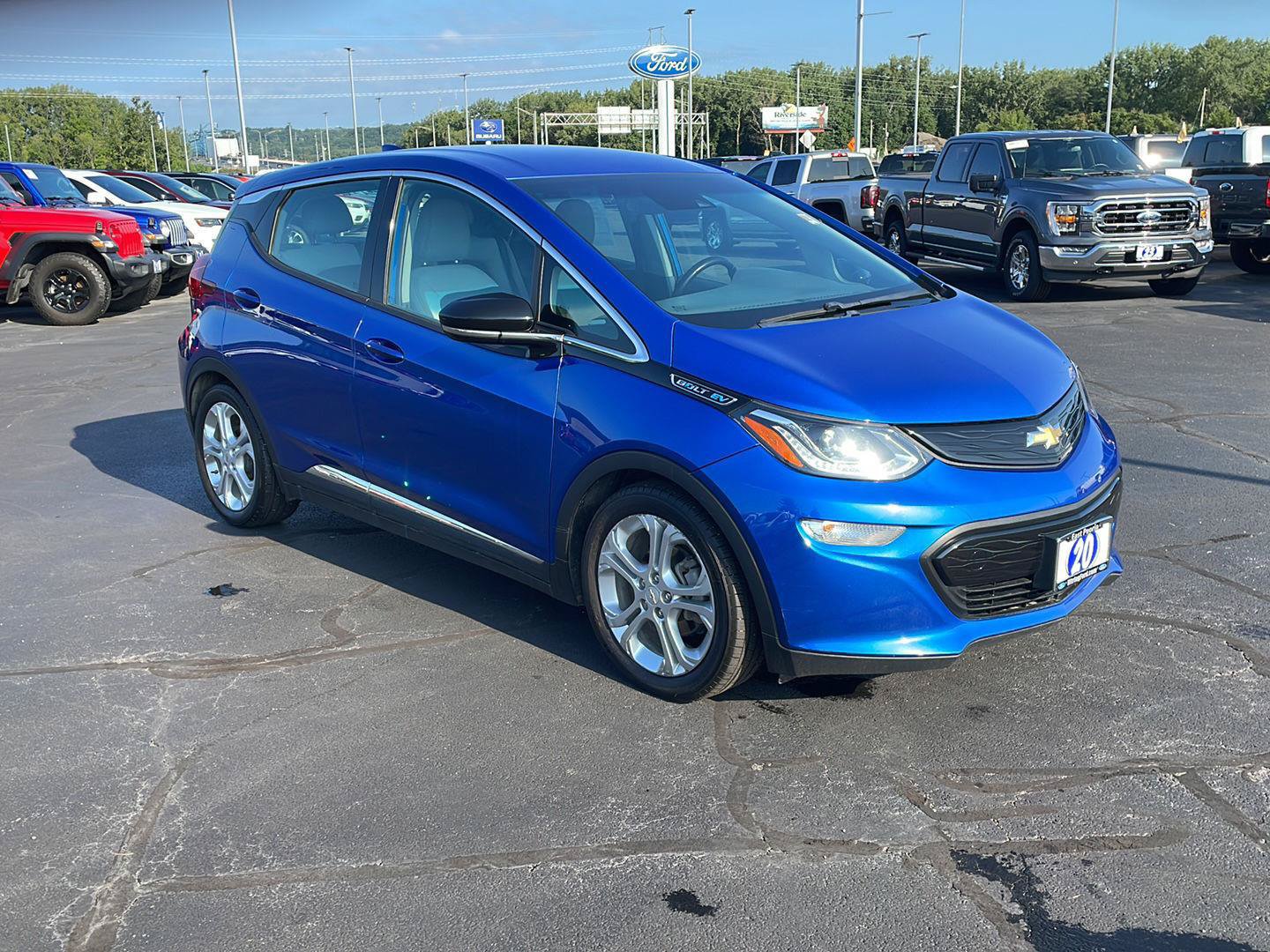 Used 2020 Chevrolet Bolt LT FWD image 7