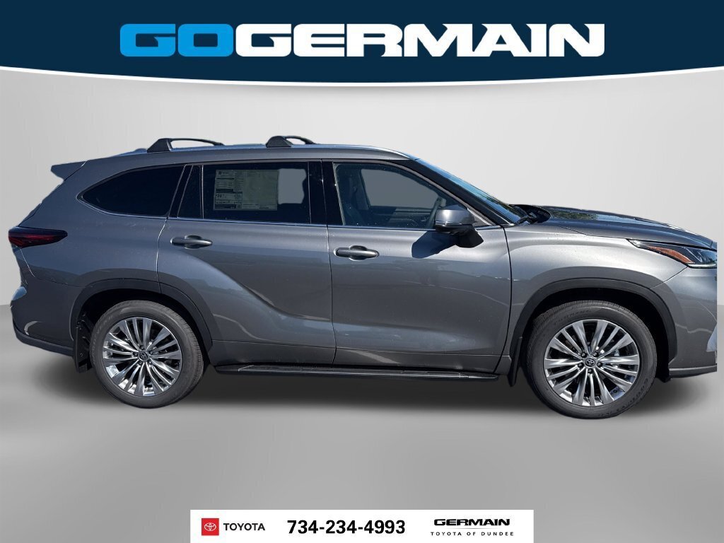 New 2026 Toyota Highlander Platinum AWD/4WD image 9