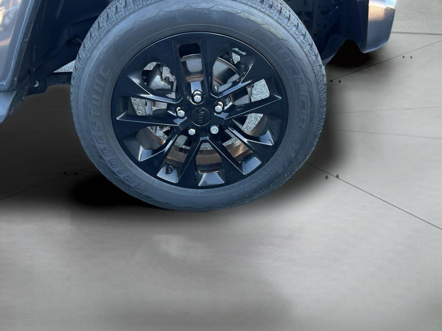 Used 2021 Jeep Wrangler Unlimited Sahara image 32