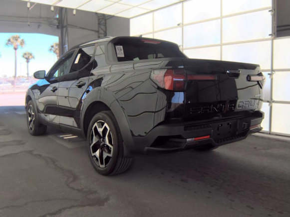 Used 2024 Hyundai Santa Cruz Limited AWD/4WD image 5