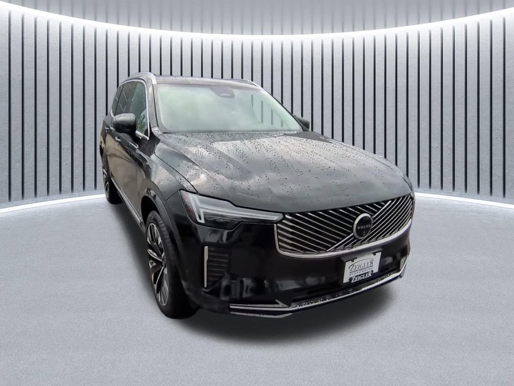 Used 2025 Volvo XC90 B5 Plus AWD/4WD image 1