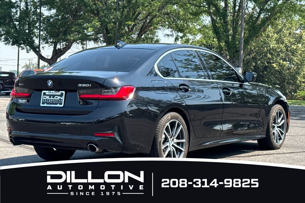 Used 2021 BMW 330i xDrive Sedan AWD/4WD image 4