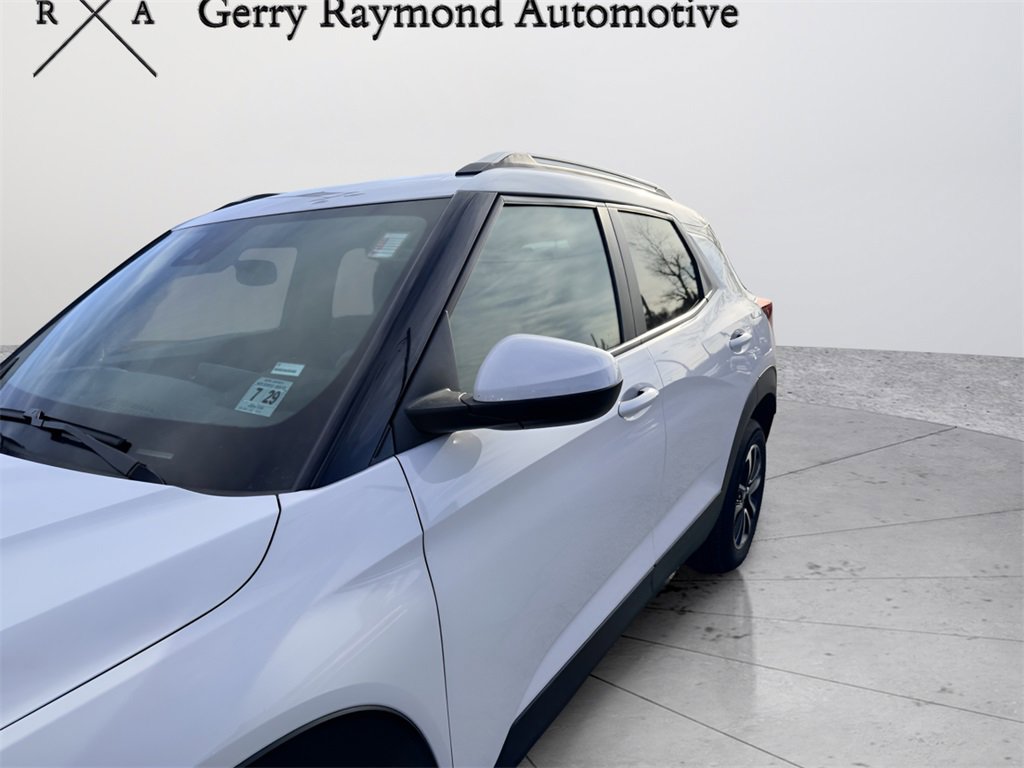 Used 2025 Chevrolet TrailBlazer LT image 12