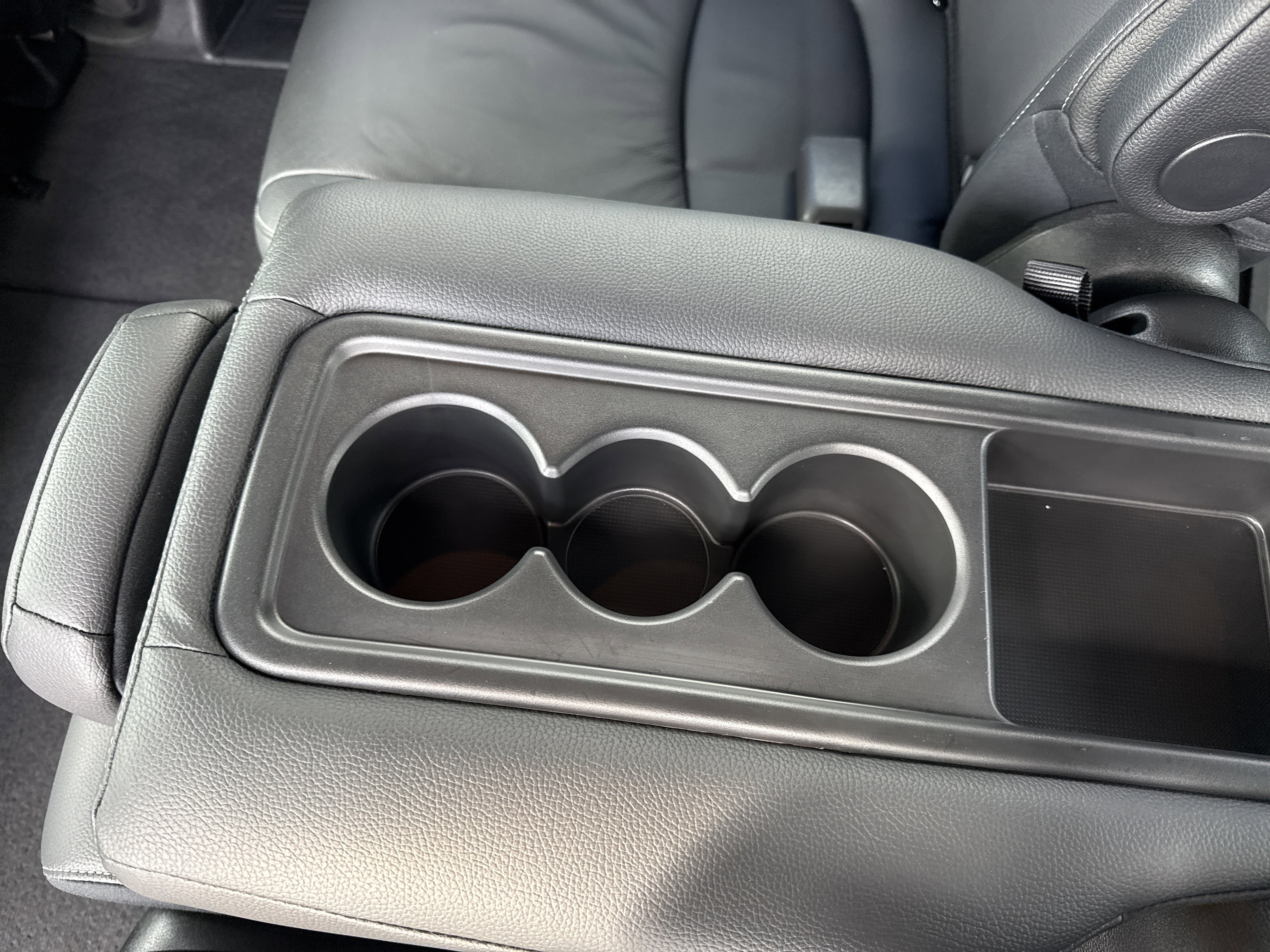 Certified 2024 Honda Odyssey Touring image 14