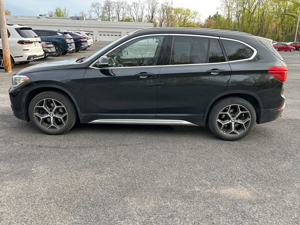 Used 2018 BMW X1 xDrive28i w/ Convenience Package AWD/4WD image 2