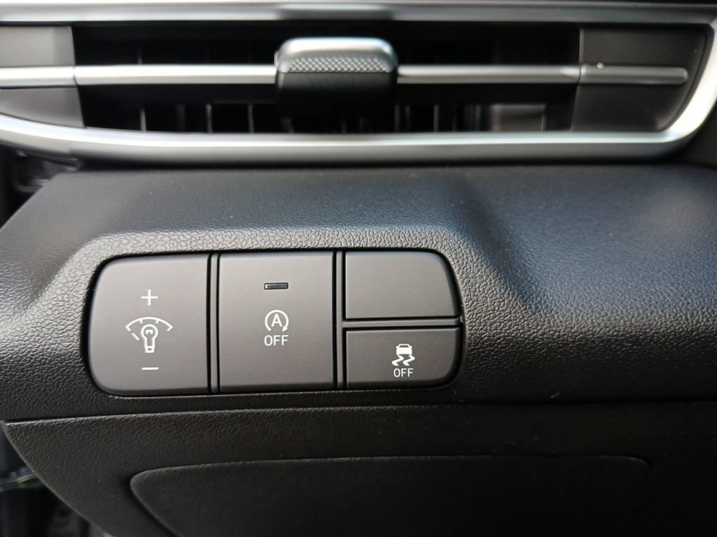 New 2026 Hyundai Elantra SE FWD image 22