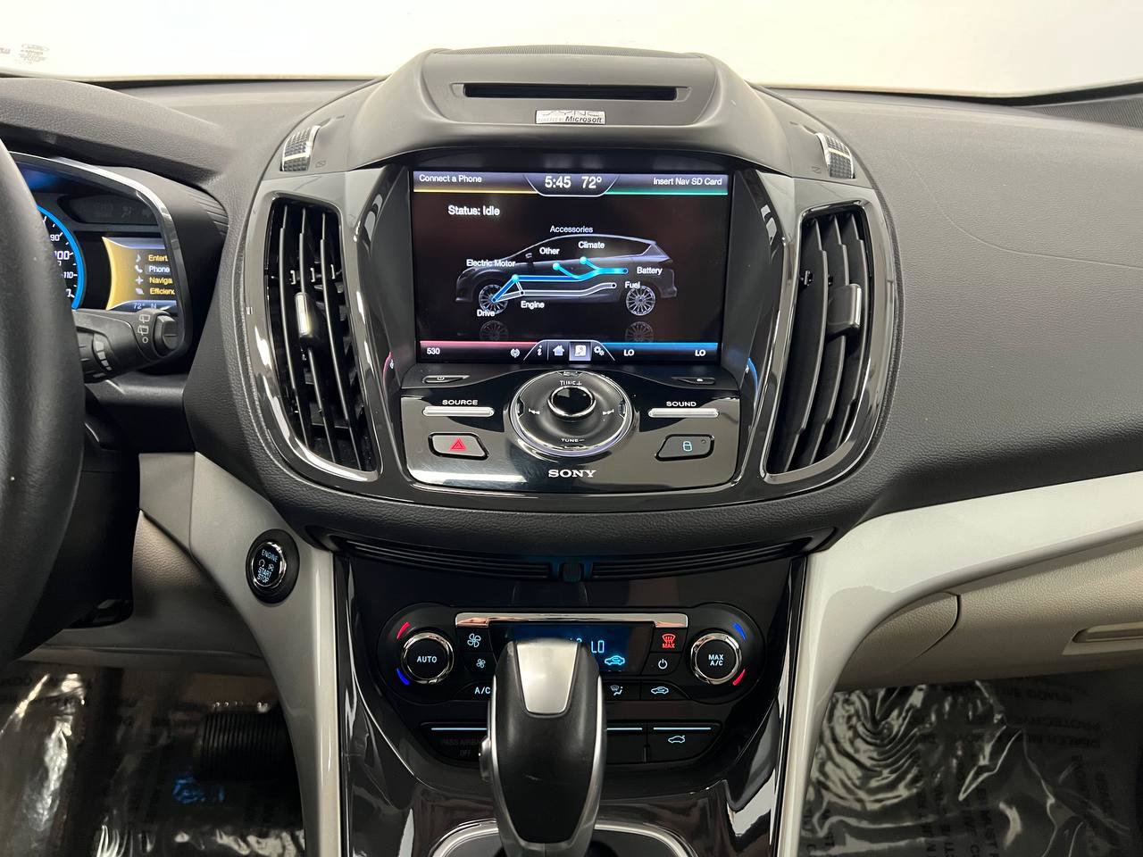 Used 2013 Ford C-MAX SEL image 17