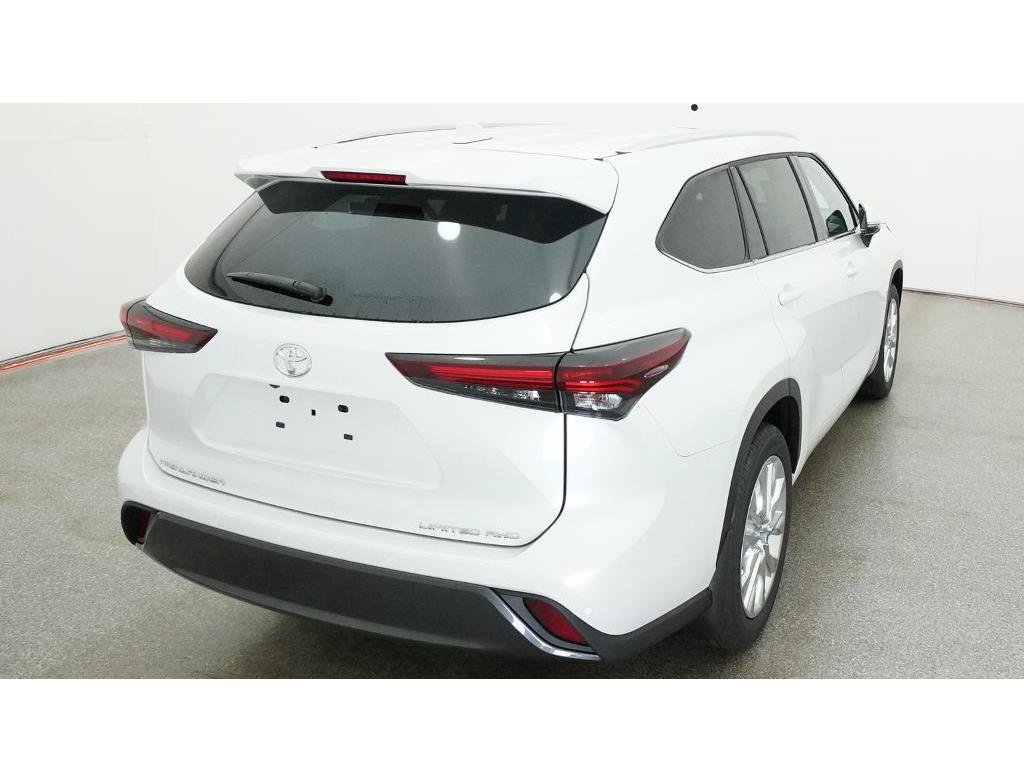 New 2026 Toyota Highlander Limited AWD/4WD image 8