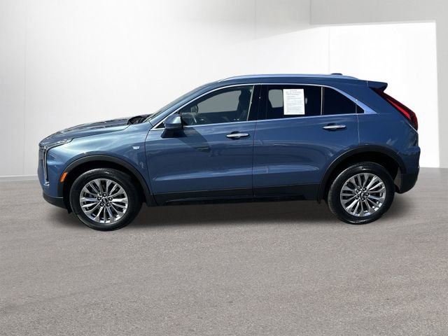 Used 2024 Cadillac XT4 Premium Luxury image 4