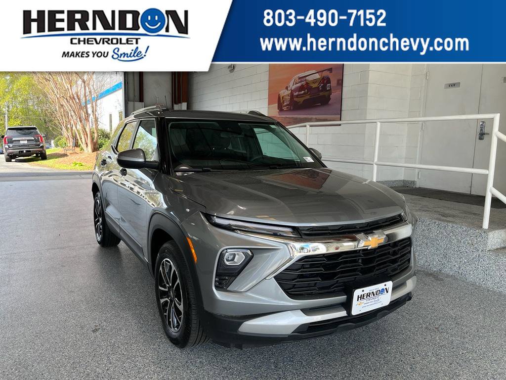 Used 2025 Chevrolet TrailBlazer LT
