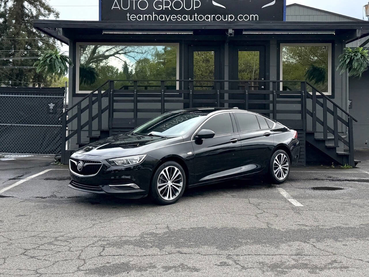 Used 2019 Buick Regal Preferred FWD image 2