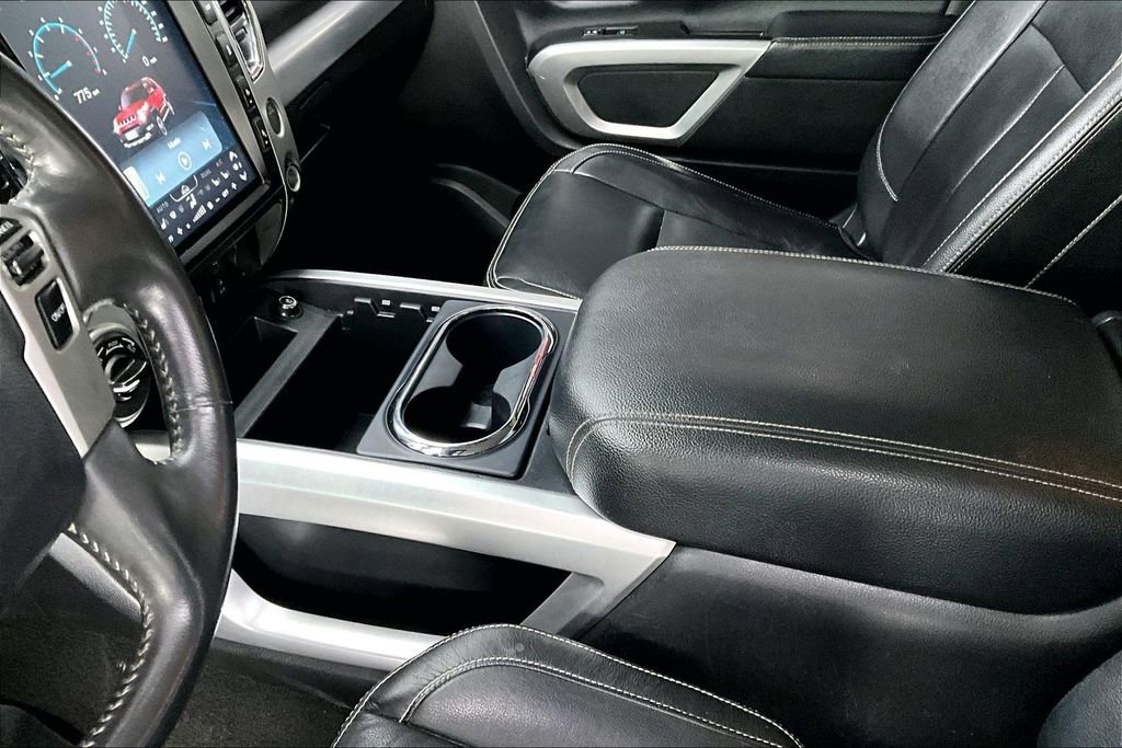 Used 2018 Nissan Titan PRO-4X w/ Pro-4x Convenience Package image 19