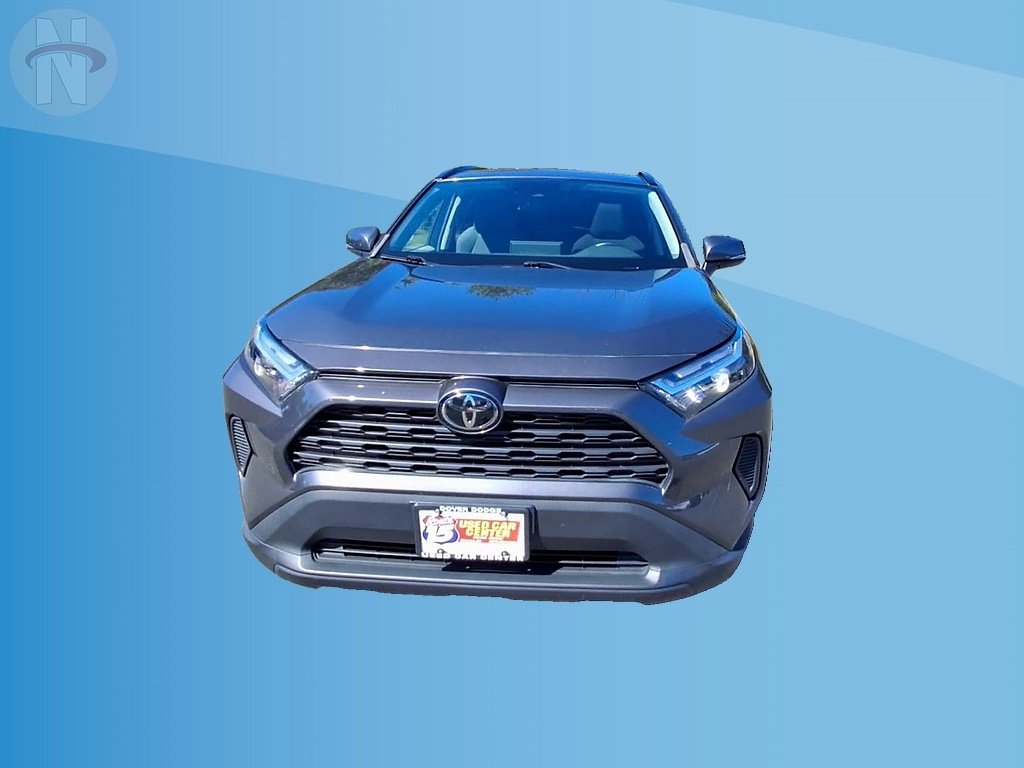 Used 2022 Toyota RAV4 XLE w/ Convenience Package AWD/4WD image 3