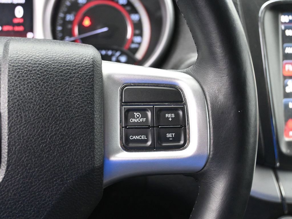 Used 2012 Dodge Journey SXT w/ Sound Group image 10